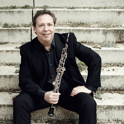 Manuel Angulo, Oboe